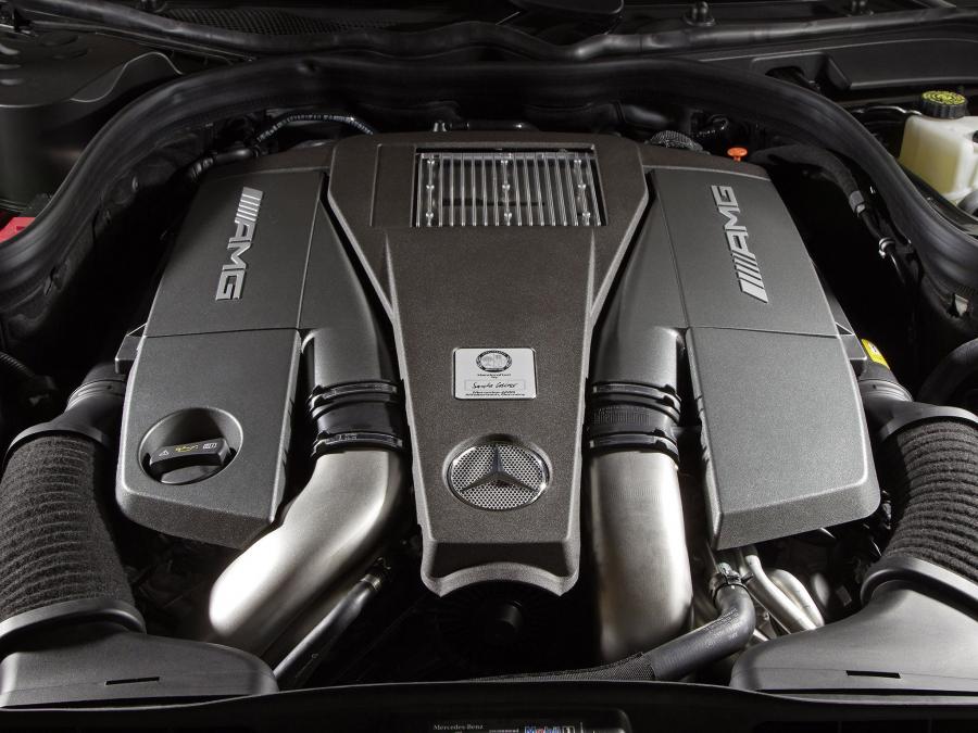  Mercedes-Benz CLS63 AMG 2010 года  (US) (фото 40 из 77)